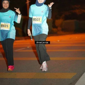 Runner Photo 8803002