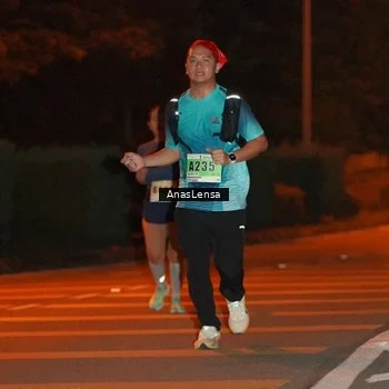 Runner Photo 8803017