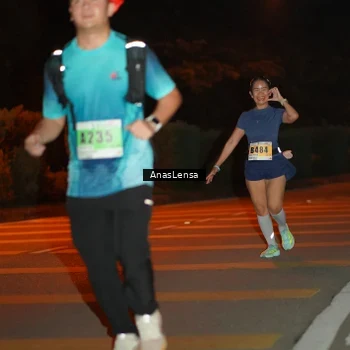 Runner Photo 8803084