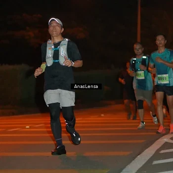 Runner Photo 8803181