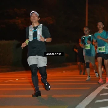 Runner Photo 8803216