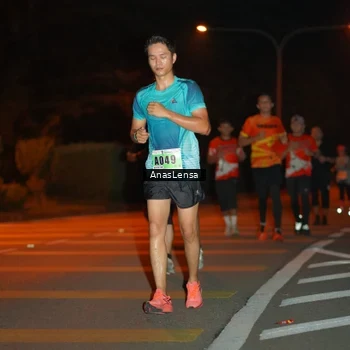 Runner Photo 8803275