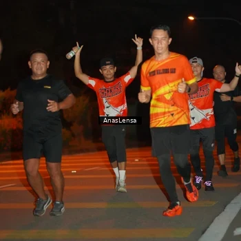Runner Photo 8803309