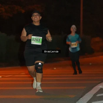 Runner Photo 8803404
