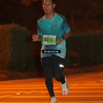 Runner Photo 8803670