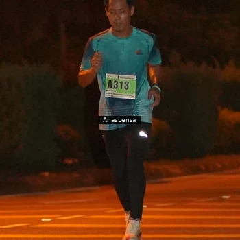 Runner Photo 8803671