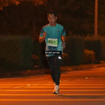 Runner Photo 8803672
