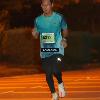 Runner Photo 8803719