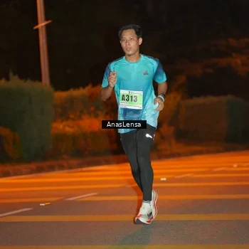 Runner Photo 8803724