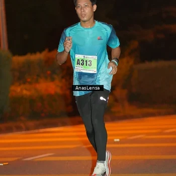 Runner Photo 8803725