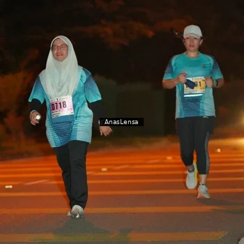 Runner Photo 8803991