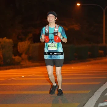Runner Photo 8804098
