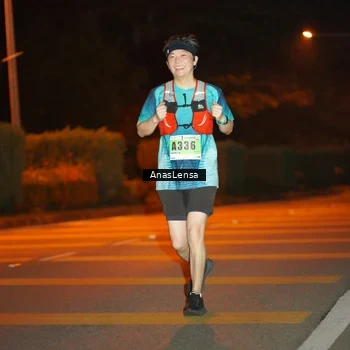 Runner Photo 8804105