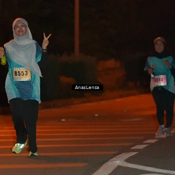 Runner Photo 8804135
