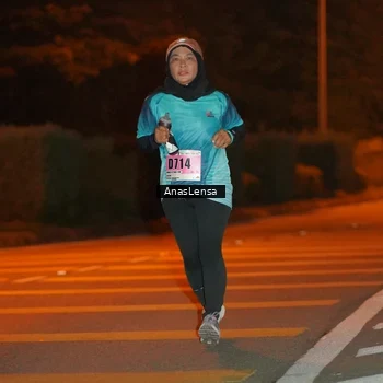 Runner Photo 8804189