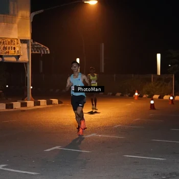 Runner Photo 8804419