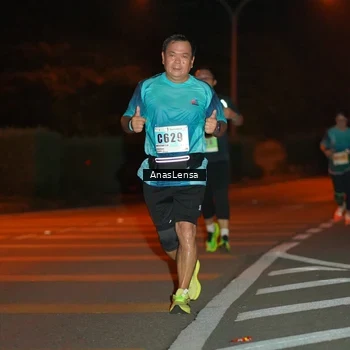 Runner Photo 8804431