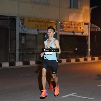 Runner Photo 8804461