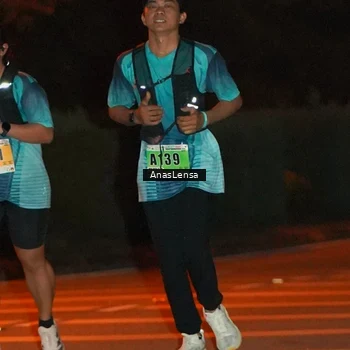 Runner Photo 8804511