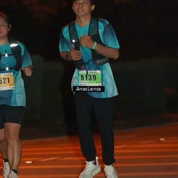 Runner Photo 8804517