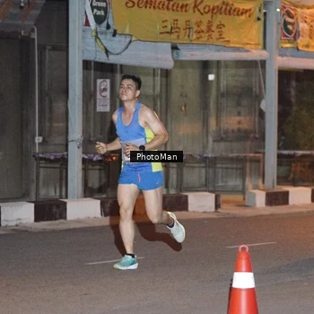 Runner Photo 8804590