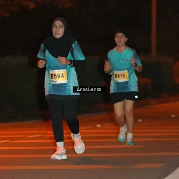 Runner Photo 8804594