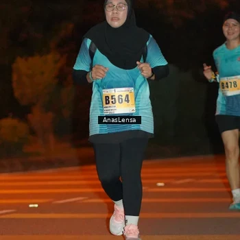 Runner Photo 8804599