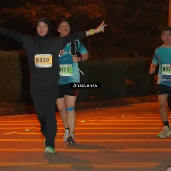 Runner Photo 8804651