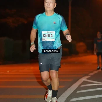 Runner Photo 8804689