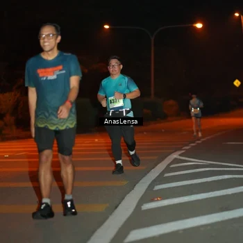 Runner Photo 8804697
