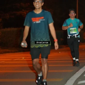 Runner Photo 8804698