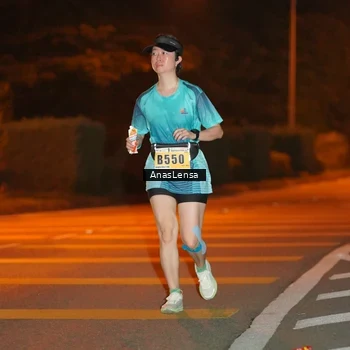 Runner Photo 8804705