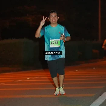 Runner Photo 8804717