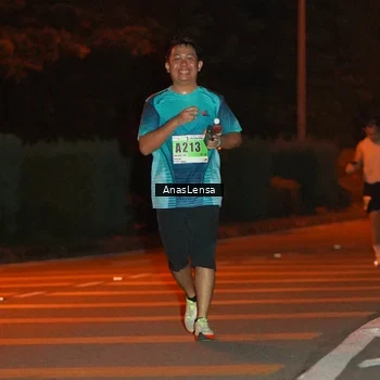 Runner Photo 8804722