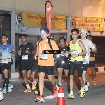 Runner Photo 8804732
