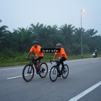 Runner Photo 8804773