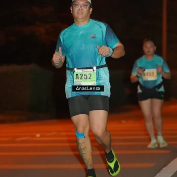 Runner Photo 8804834