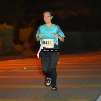Runner Photo 8804916
