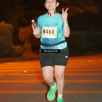 Runner Photo 8805003
