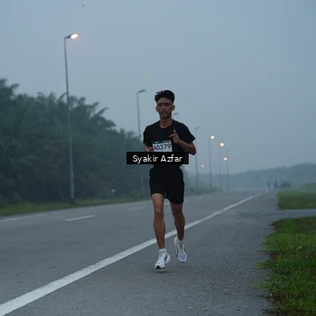 Runner Photo 8805008