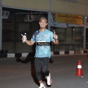 Runner Photo 8805022