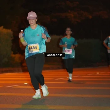 Runner Photo 8805066