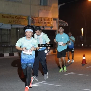 Runner Photo 8805575