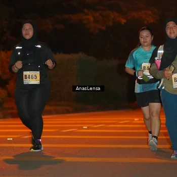 Runner Photo 8805593