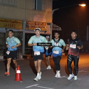 Runner Photo 8805637