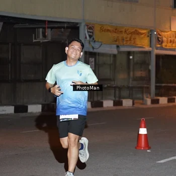 Runner Photo 8805681