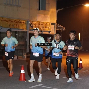 Runner Photo 8805689