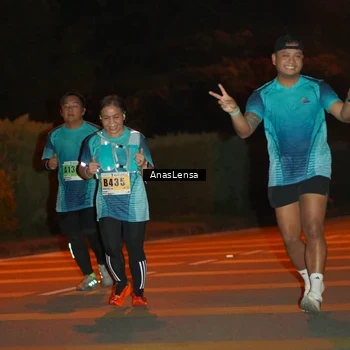 Runner Photo 8805700