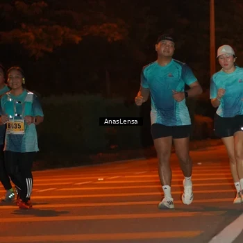 Runner Photo 8805711