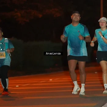 Runner Photo 8805713
